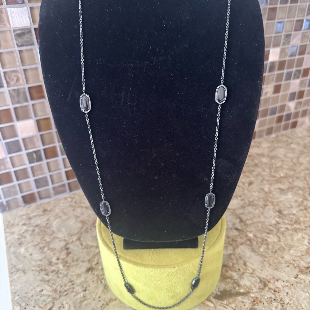 Kendra Scott Black Oval Station Necklace new without tags